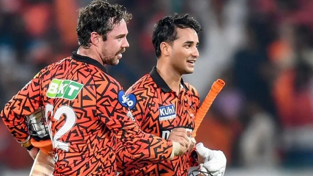 पहले 10 ओवर के बाद सबसे बड़ा स्कोर
